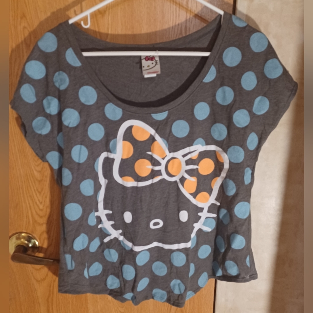 Hello Kitty Sanrio Shirt - Large